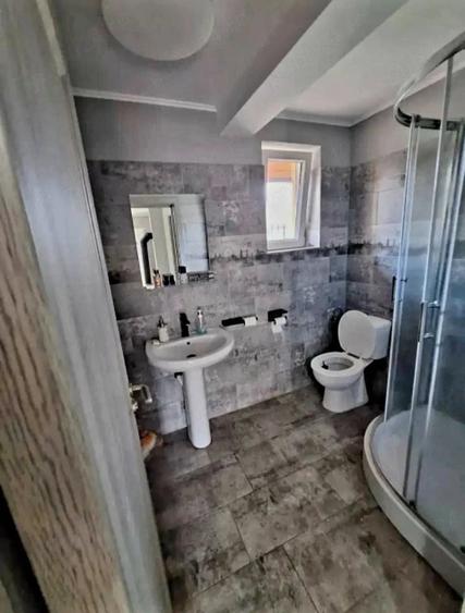 Casă cu Teren 700 Mp în Central