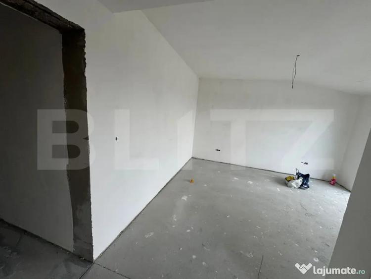 Casă cu 4 camere cu Teren 960 Mp în Lazuri