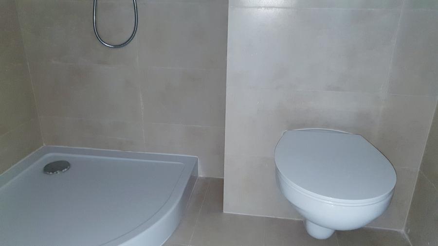 Apartament cu 3 camere semidecomandat în Morarilor