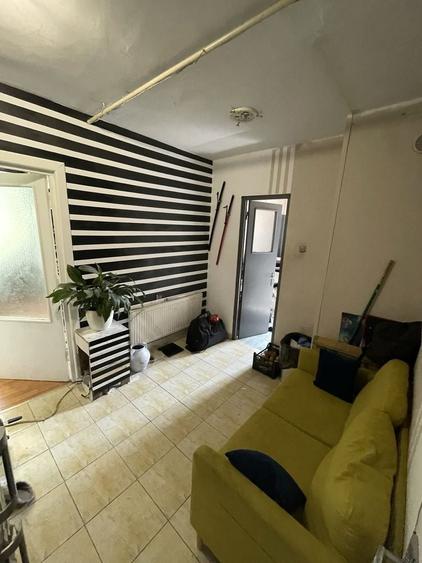 Apartament cu 2 camere decomandat în Florești