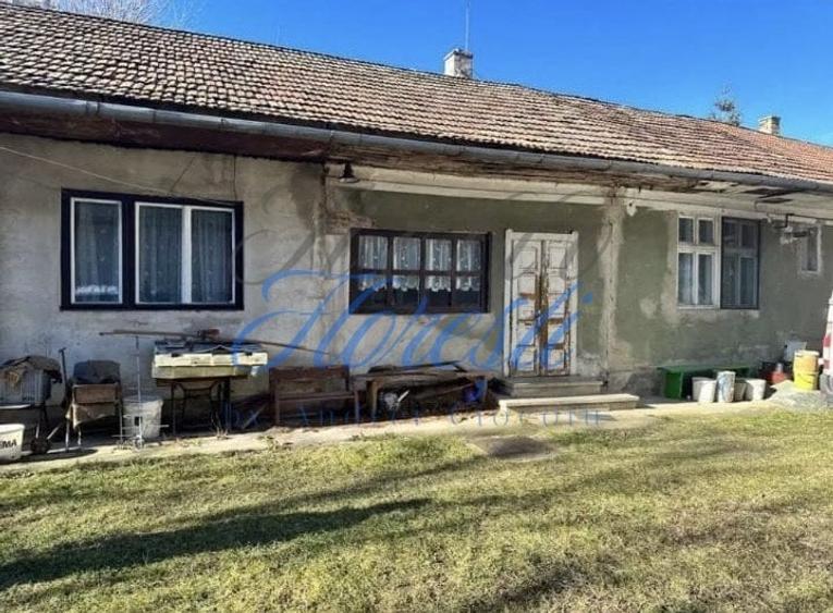 Casă individuală cu 3 camere cu Canalizare în Florești