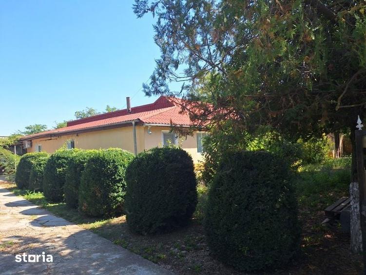 Casă cu 4 camere cu Teren 200 Mp în Reviga
