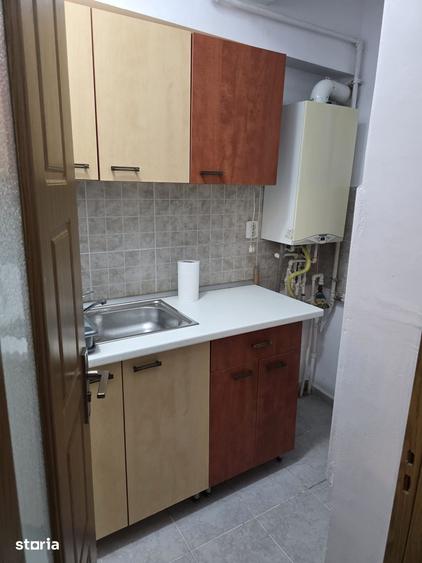 Garsonieră decomandată în Rahova