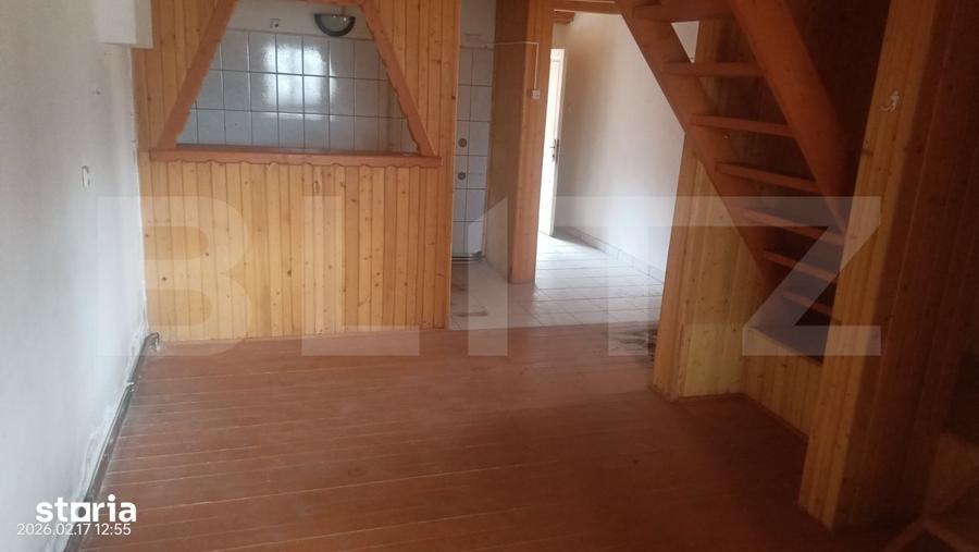 Casă cu 3 camere cu Teren 1000 Mp în Central