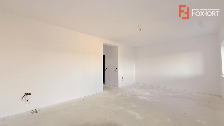 Duplex cu 4 camere cu Canalizare în Moșnița Nouă