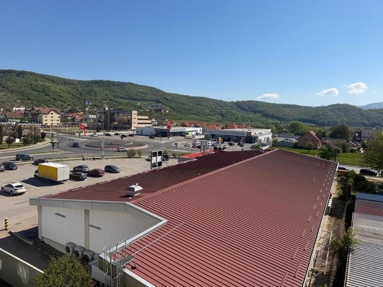 Apartament 2 camere decomandat Hateg - 2
