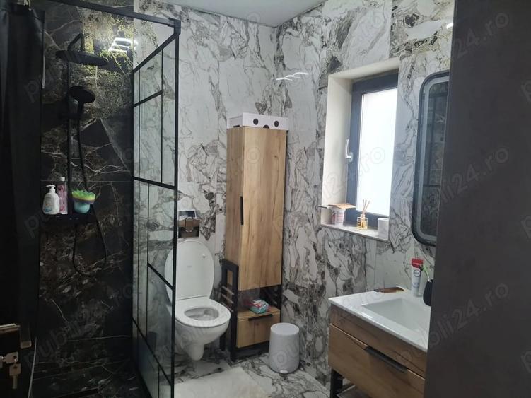 Casă cu Teren 252 Mp în Valu lui Traian