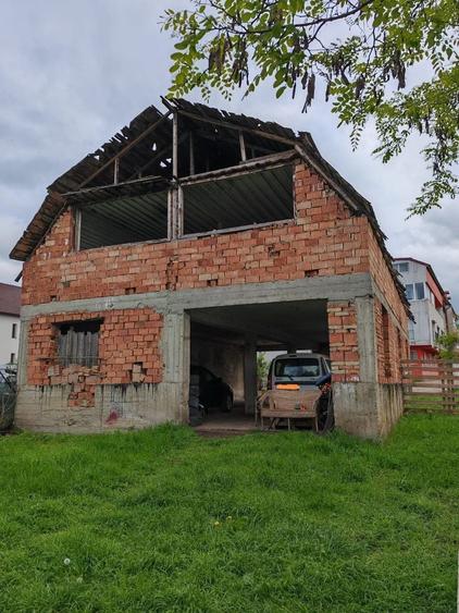 Casă cu 4 camere în Someșeni