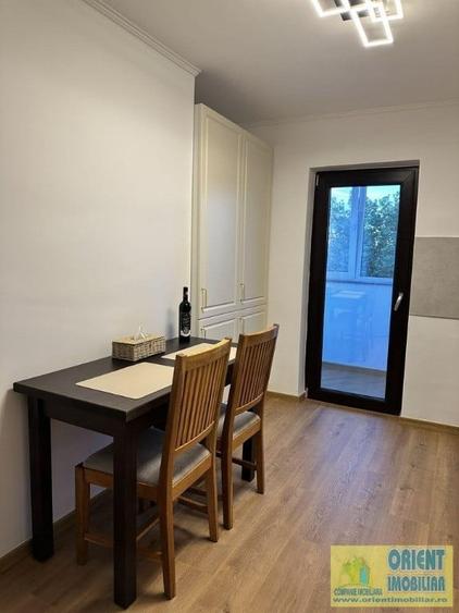 Apartament cu 3 camere decomandat în Dacia