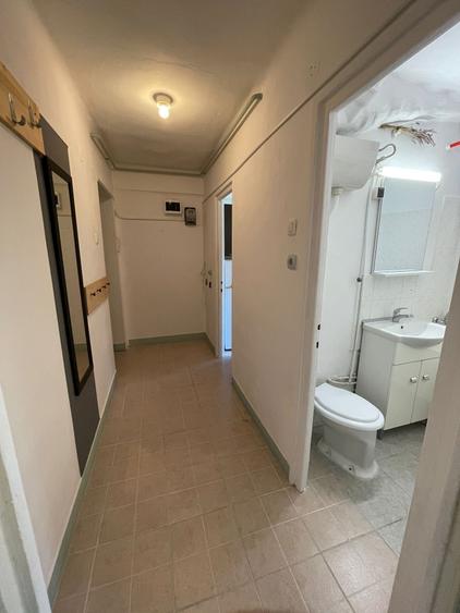 Apartament cu 2 camere nedecomandat în Central