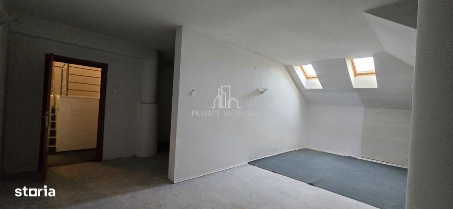 Spațiu comercial, de 1,432 mp, în Central