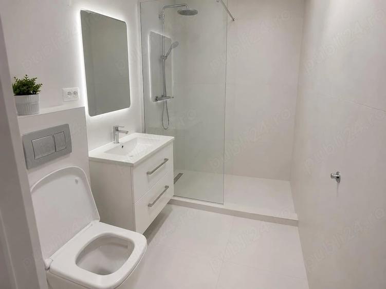 Casă cu 4 camere cu Teren 155 Mp în 1 Decembrie