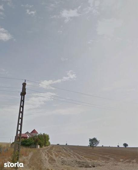 Teren de 2500 mp, în Tuzla