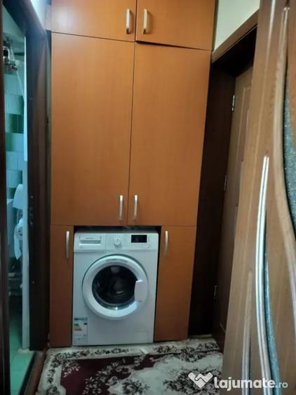 Apartament cu 2 camere semidecomandat, mobilat în Titulescu