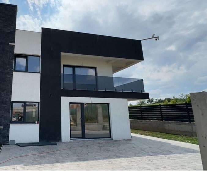 Casă cu 4 camere în Copou