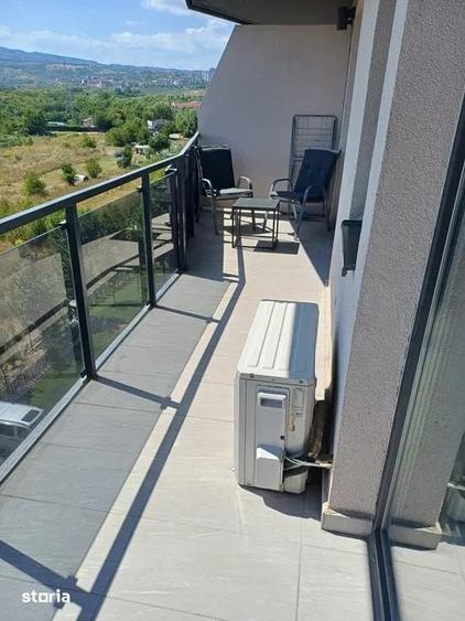 Apartament cu 2 camere semidecomandat în Sopor
