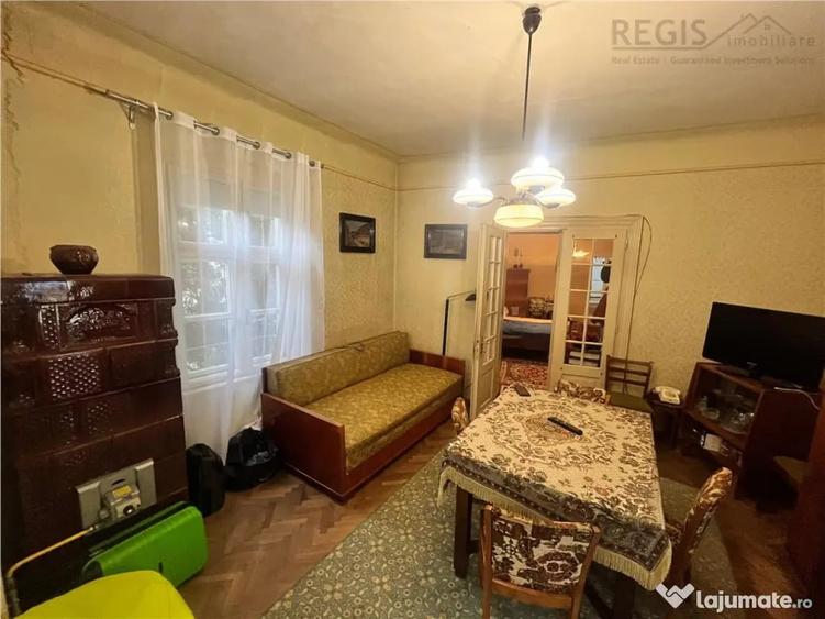 Casă cu 5 camere cu Teren 1590 Mp în Schei