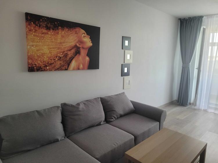 Apartament cu 2 camere decomandat în Central