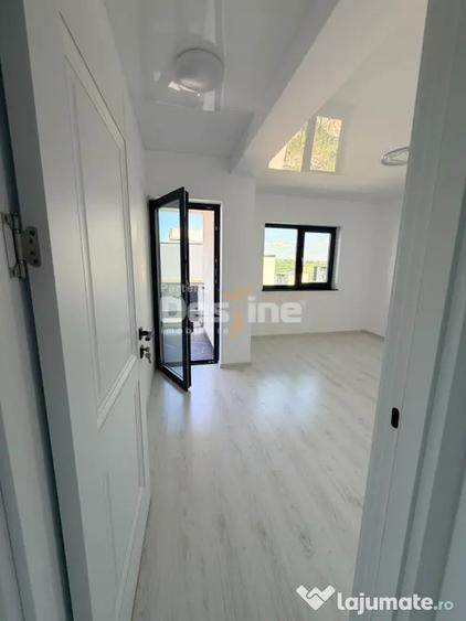 Casă cu 4 camere cu Teren 300 Mp în Rediu