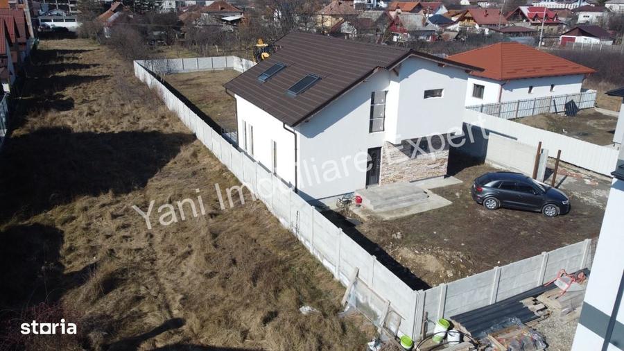 Casă cu 4 camere în Curtea de Argeș