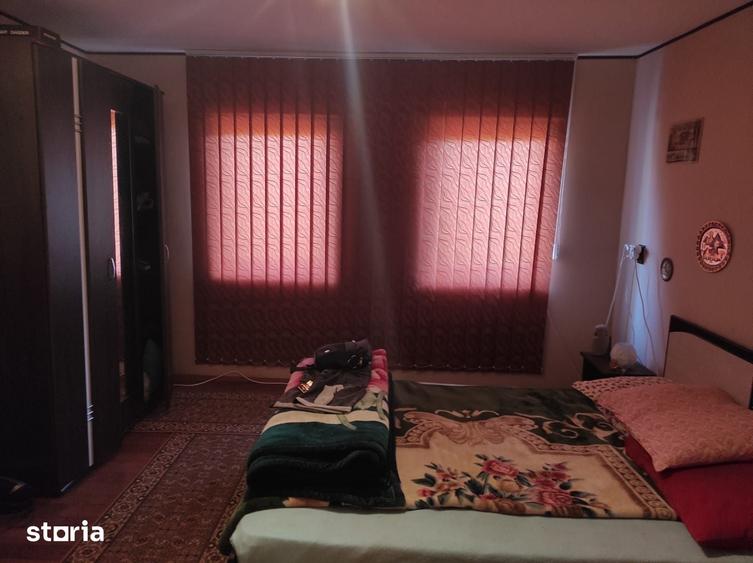 Casă cu 3 camere cu Teren 1500 Mp în Loamneș