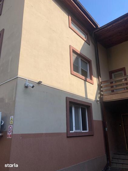 Casă cu 5 camere cu Teren 100 Mp în 13 Septembrie