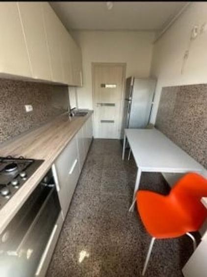 Apartament cu 2 camere decomandat, mobilat în Crângași