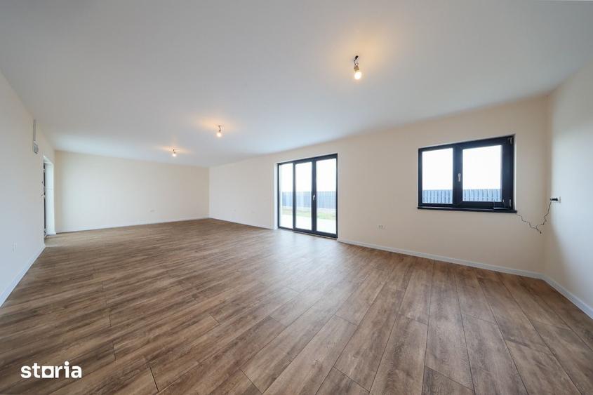 Casă cu 4 camere cu Teren 505 Mp în Bod
