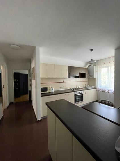 Apartament cu 3 camere decomandat, mobilat în Take Ionescu