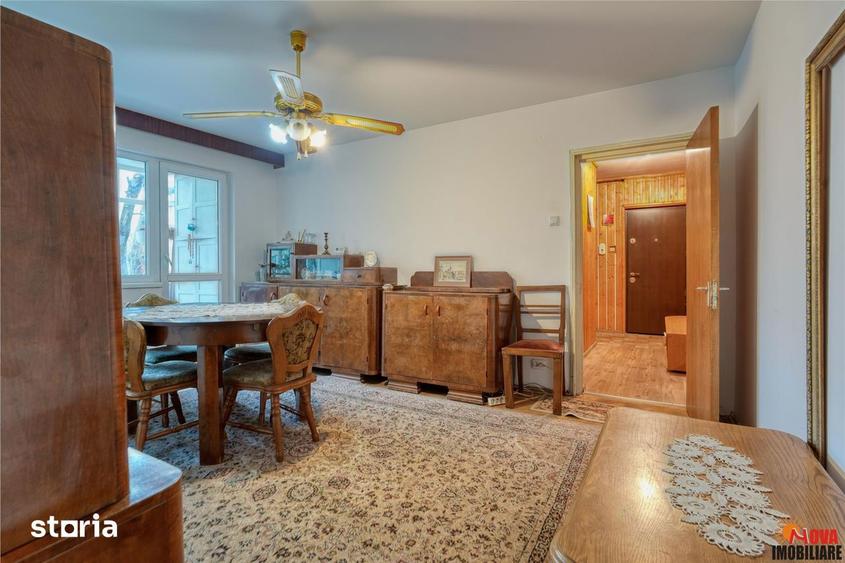 Apartament cu 4 camere în Astra