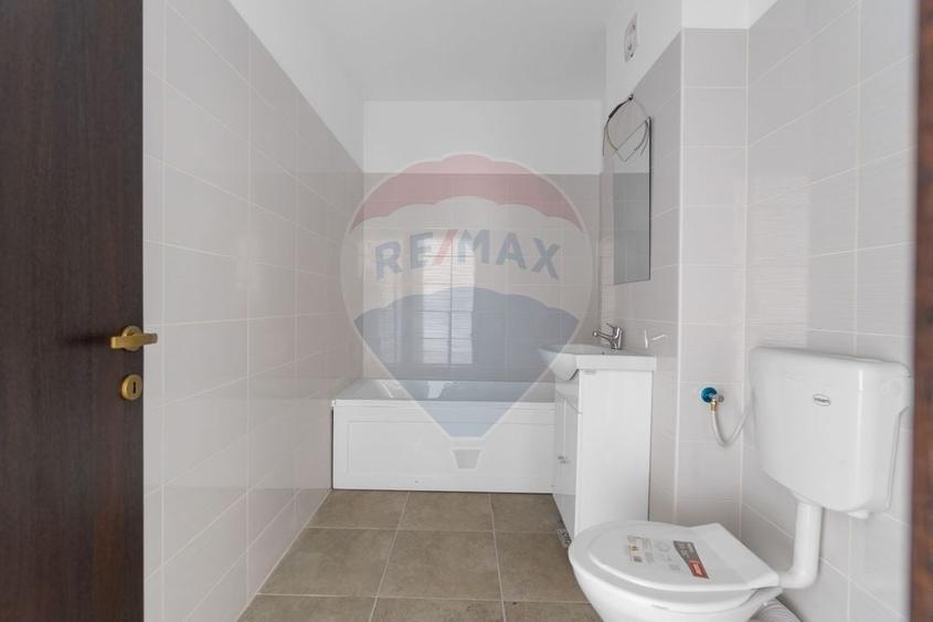 Apartament cu 2 camere semidecomandat în Sânpetru