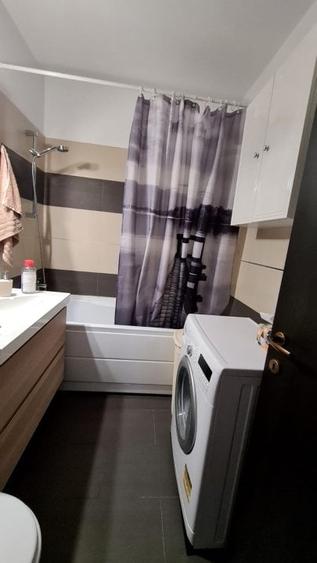 Apartament cu 3 camere decomandat în Tătărași