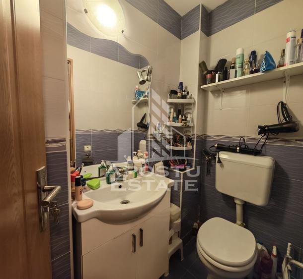 Apartament cu 3 camere decomandat, mobilat în Lipovei