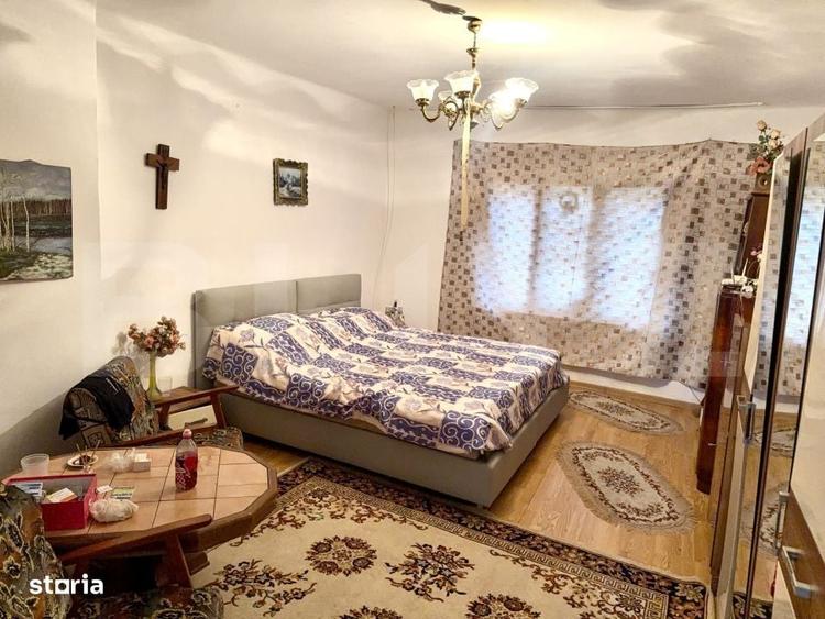 Casă cu 4 camere în Uioara de Jos