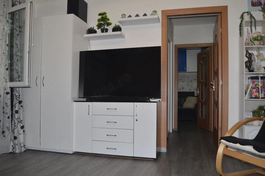 Apartament cu 2 camere semidecomandat în Central