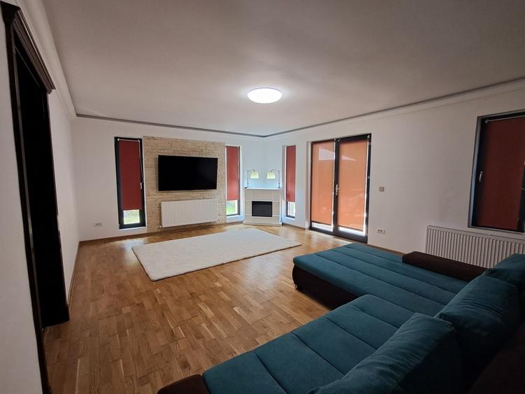 Casă cu 4 camere în Albești