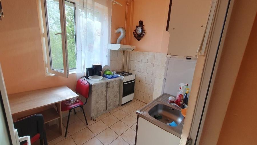 Garsonieră decomandată în Exterior Vest