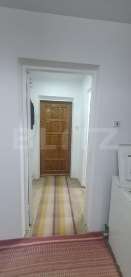 Apartament cu 2 camere semidecomandat, mobilat în Central