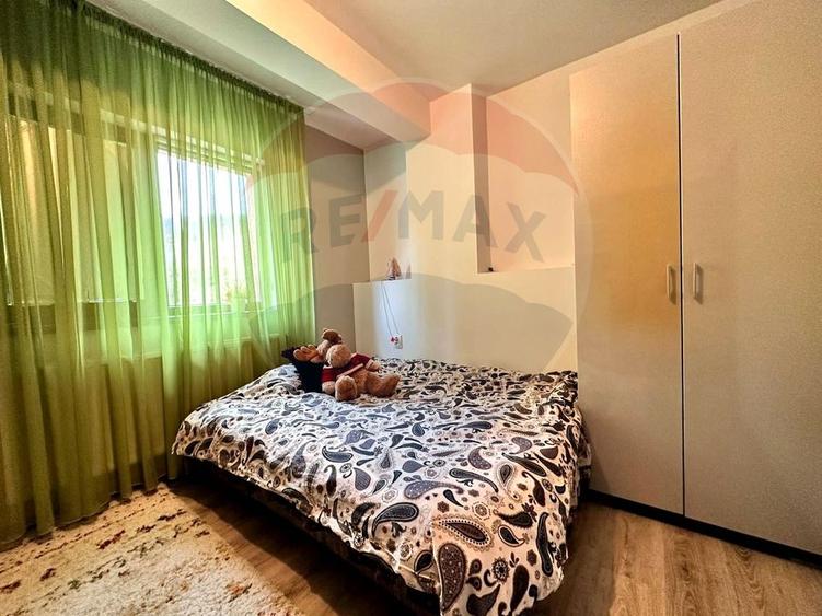 Apartament cu 2 camere semidecomandat, mobilat în Florești