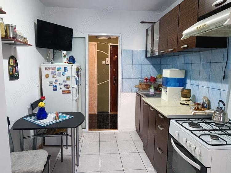 Apartament cu 2 camere semidecomandat în Țiglina 3