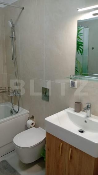 Apartament cu 2 camere decomandat, mobilat în Central
