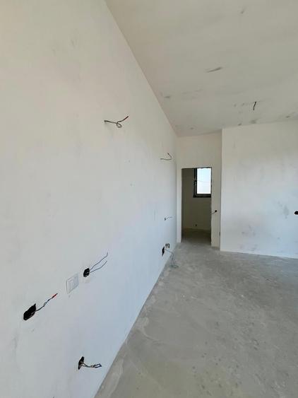Apartament cu 2 camere decomandat în City Park Mall