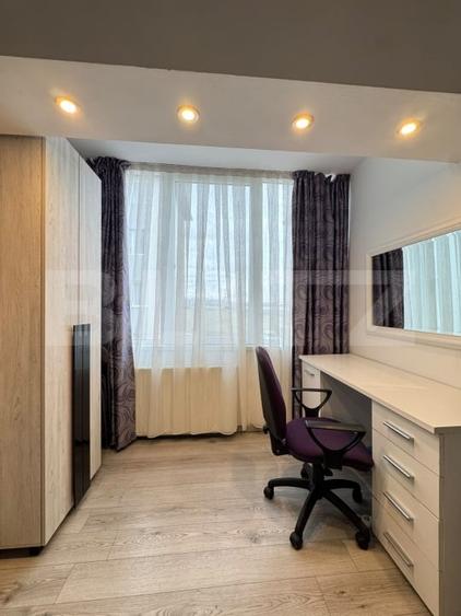 Apartament cu 3 camere semidecomandat, mobilat în Florești