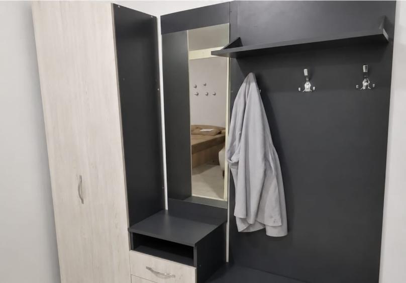 Garsonieră decomandată în Central