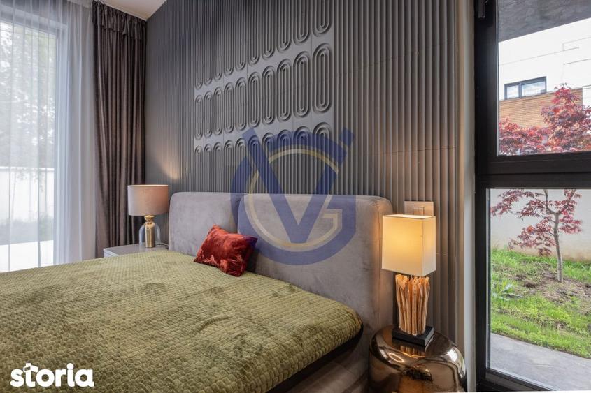 Apartament cu 4 camere, mobilat în Sud