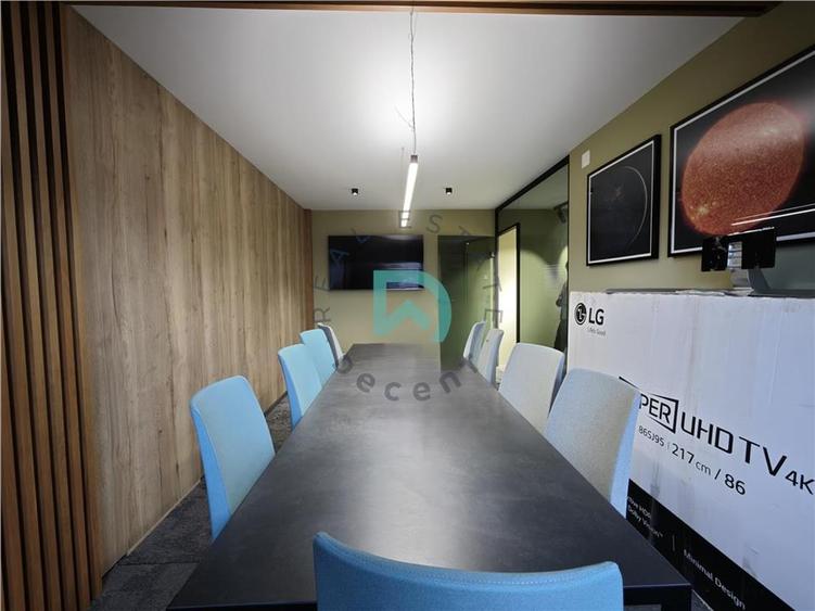 Apartament cu 4 camere decomandat în Brașovul Vechi