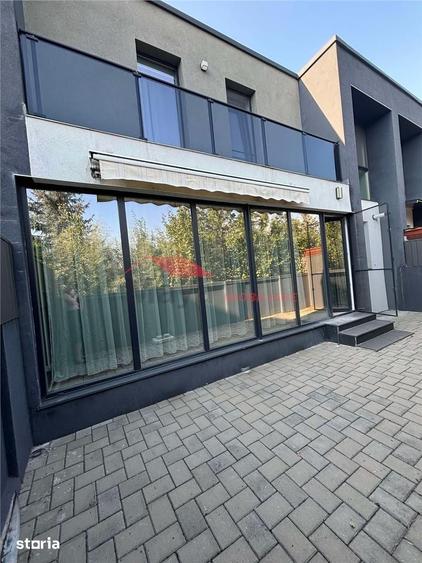 Casă cu 3 camere cu Teren 200 Mp în Central