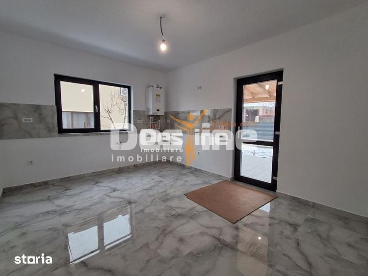 Casă cu 4 camere cu Teren 325 Mp în Miroslava