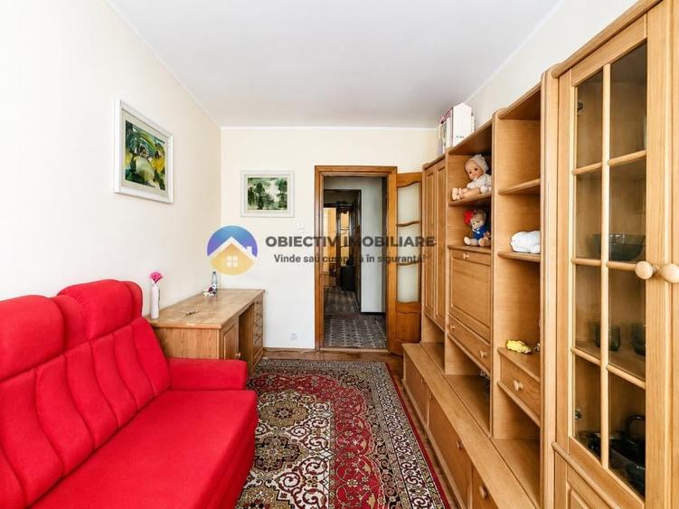 Apartament 3 camere ETAJ 2 ,79 mp ,constructie 1990 - 6