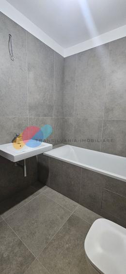 Apartament cu 2 camere semidecomandat în Mărăști
